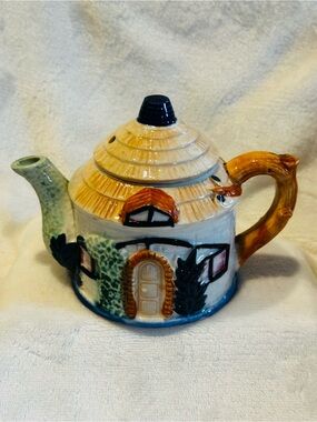 Vintage Cottageware Creamer Or Small Teapot Occupied Japan Collectible Tea Party
